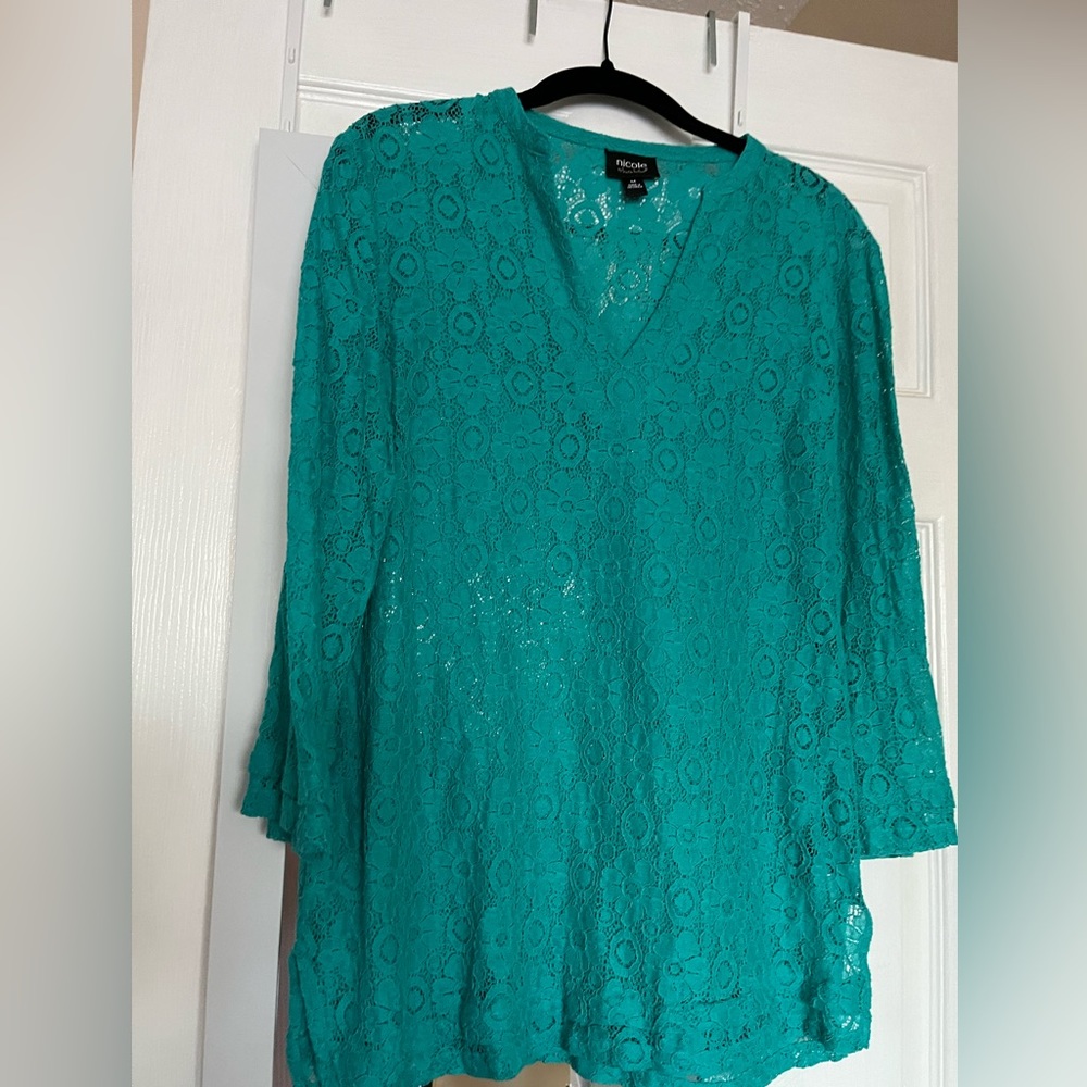 Nicole Miller top